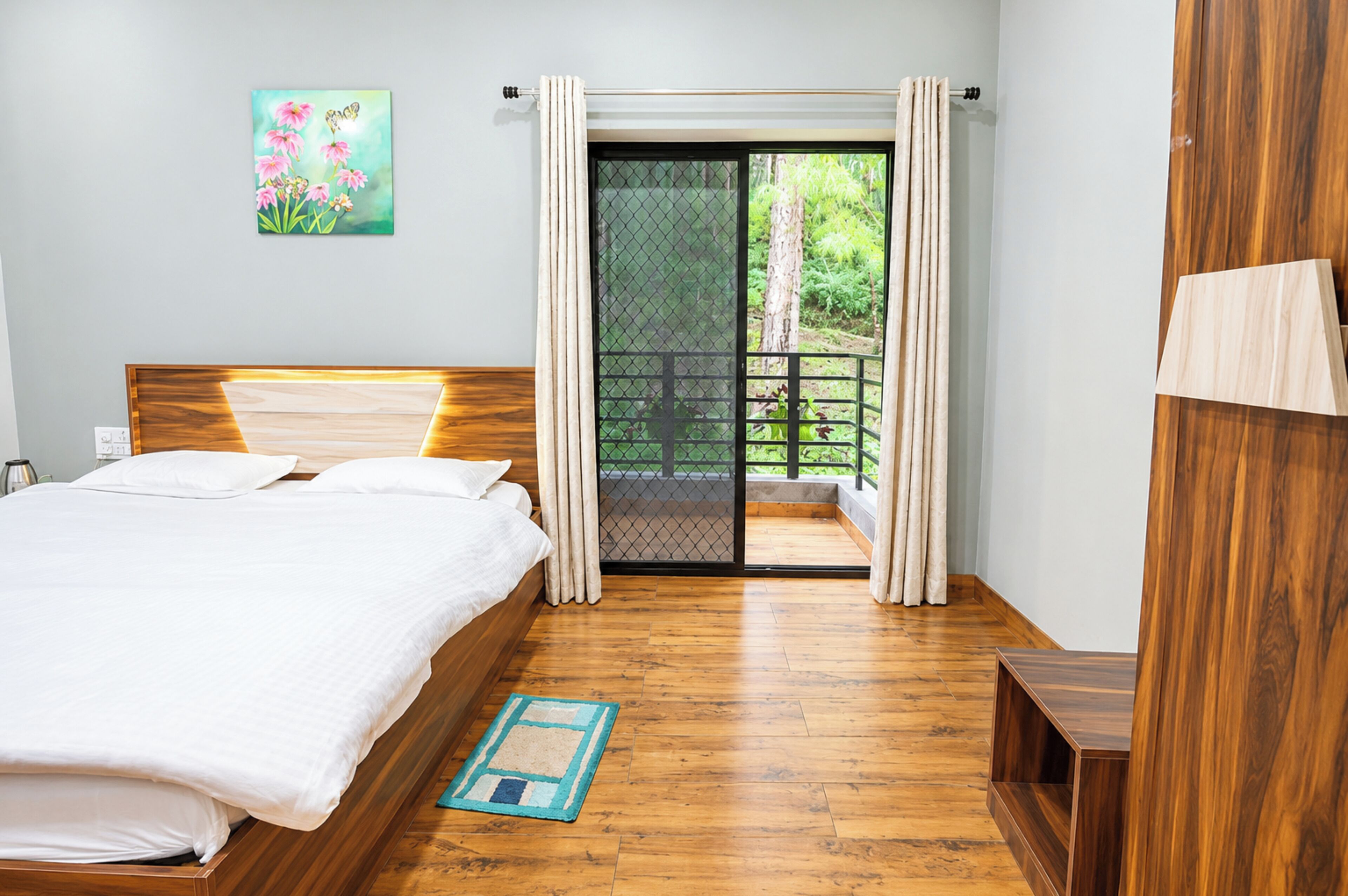 Superior Double Room, Balcony | Hypo-allergenic bedding, desk, soundproofing, free WiFi
