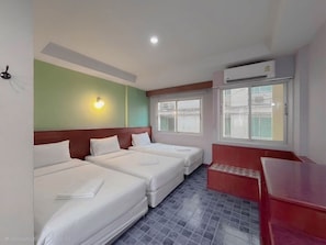 Habitación familiar | Escritorio y wifi gratis 