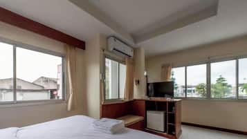 Deluxe Double Room | Desk, WiFi (free)
