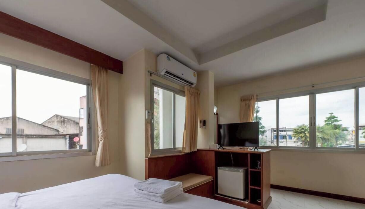 Habitación doble Deluxe | Escritorio y wifi gratis 
