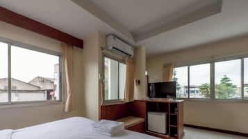 Habitación doble Deluxe | Escritorio y wifi gratis