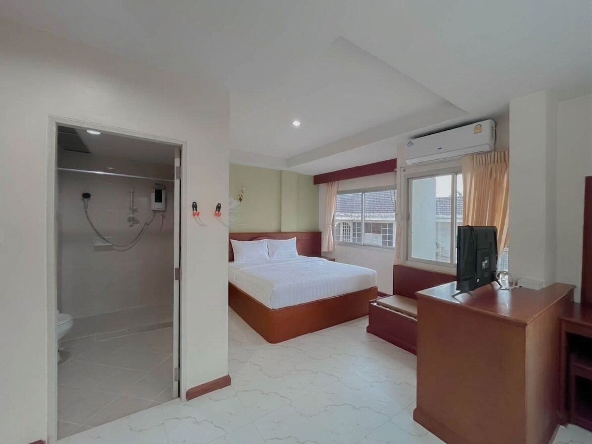 Habitación doble Deluxe | Escritorio y wifi gratis 