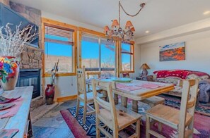 Unclassified image, 3 of 26, button - 3bd/3ba Luxury Vacation Home M24 - 3bd/3ba Luxury Vacation Home M24 (Moab)