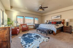 4 bedrooms - Luxury Vacation Home 4-BED M20 - 4 master suites and 4.5 bathrooms (Moab)