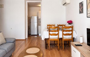 Smart TV - Stunning apartment in Vrsar with WiFi (Vrsar)