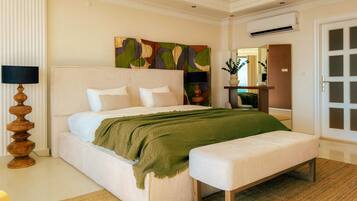 4 habitaciones, tabla de planchar con plancha, wifi y ropa de cama