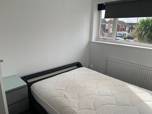 3 kamar tidur, Wi-Fi gratis, dan seprai linen
