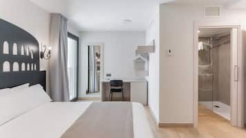 9 Schlafzimmer, Internetzugang, Bettwäsche