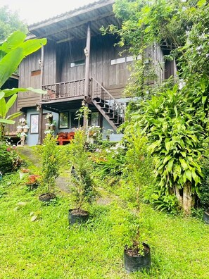 Exterior - Pangsung House (Doi Saket)