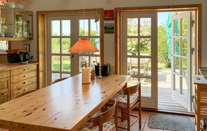 Dining - Cozy home in Frederiksværk with house sea view (Frederiksværk)