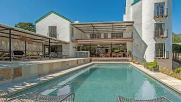 House | 7 bedrooms