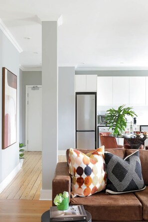 House - Stylish Green Point Apartment With Pool Access (Cape Town)