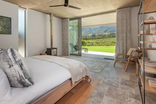Private Villa in the Heart of the Hemel en Aarde