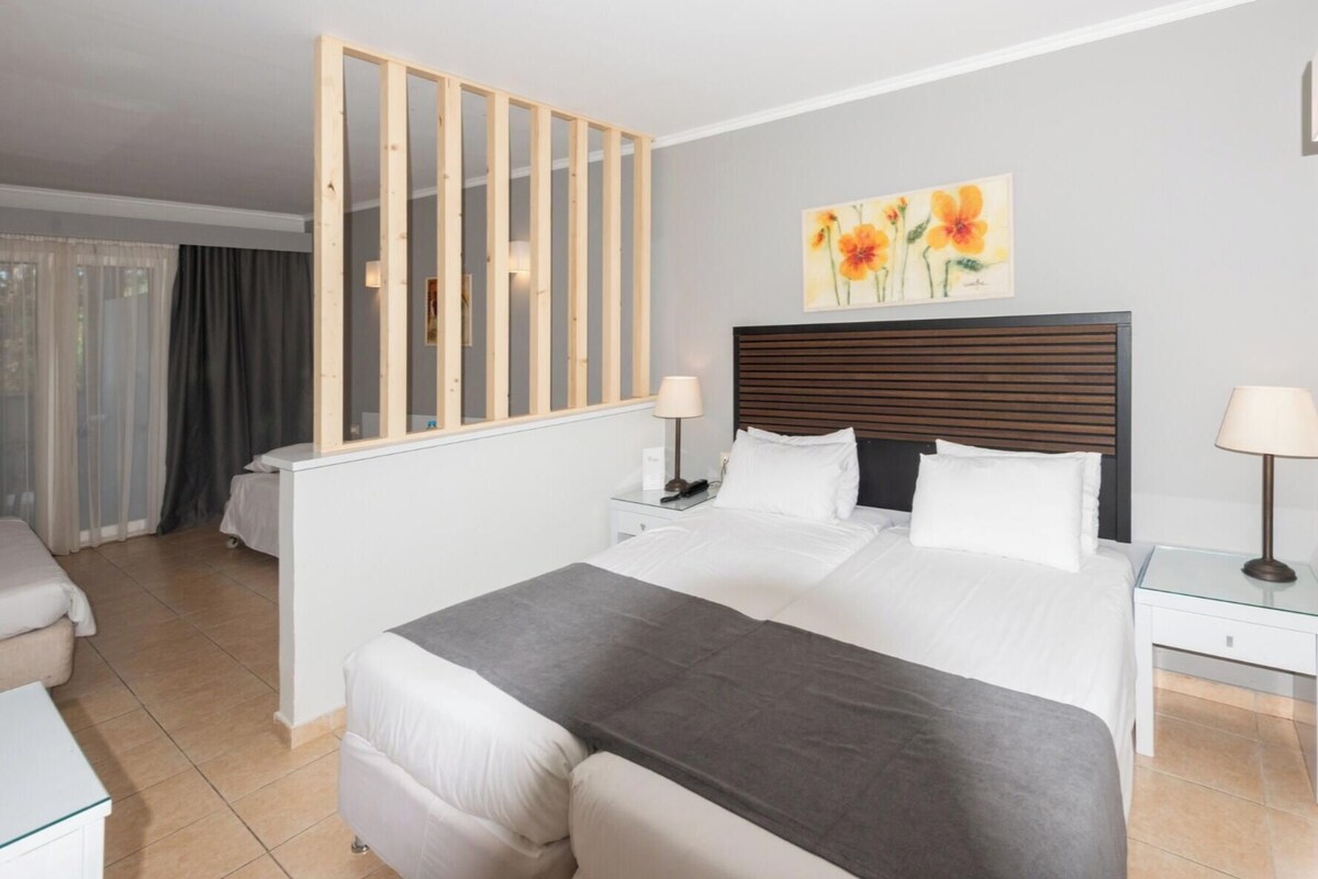 Double Room with Mountain View