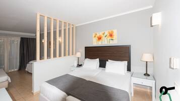 Double or Twin Room, Balcony, Mountain View