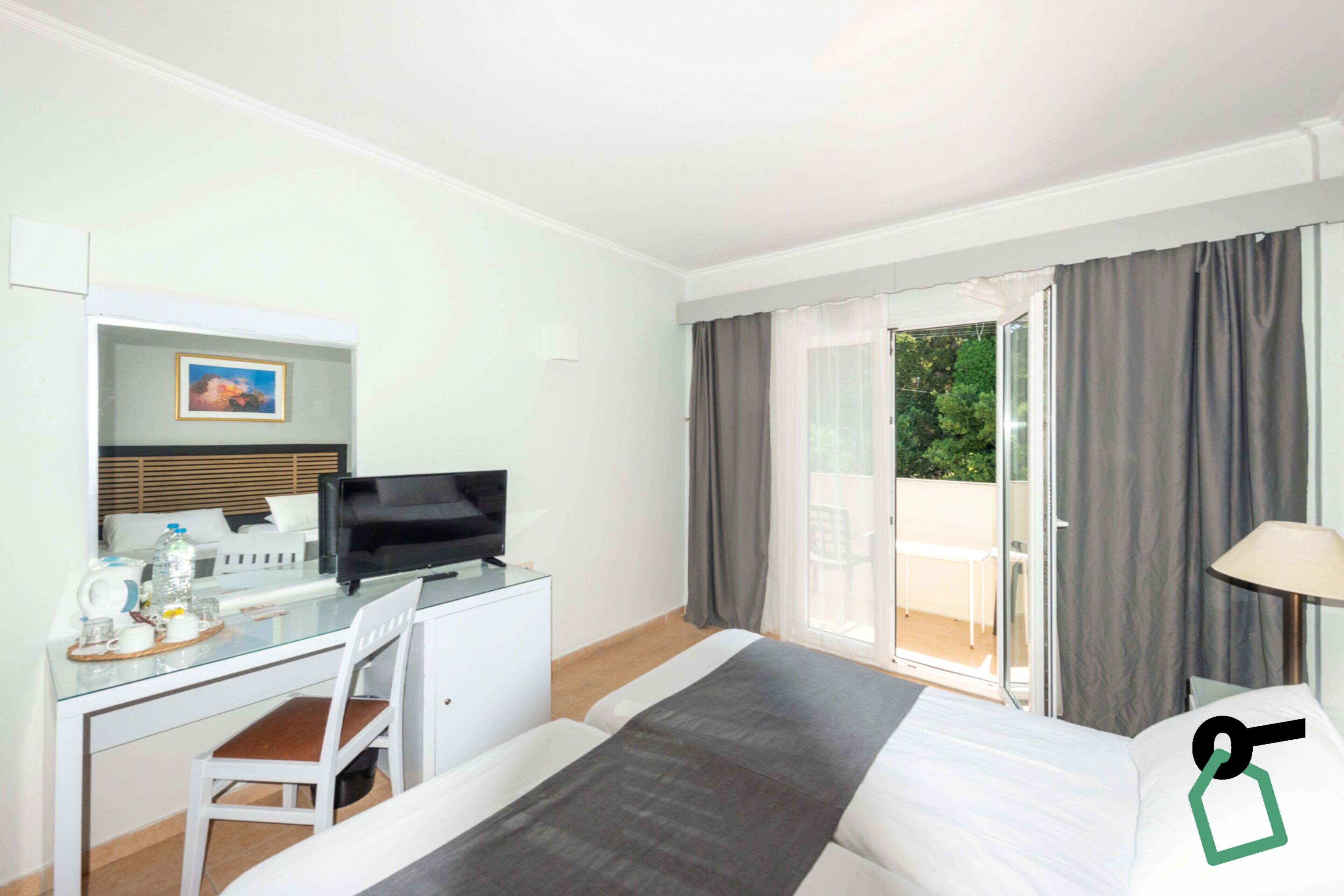 Double or Twin Room, Balcony, Mountain View