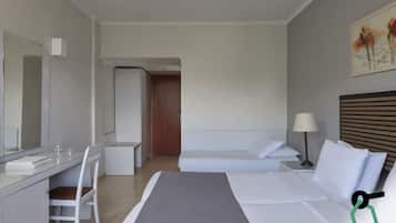 Doppel- oder Zweibettzimmer, Balkon, Bergblick