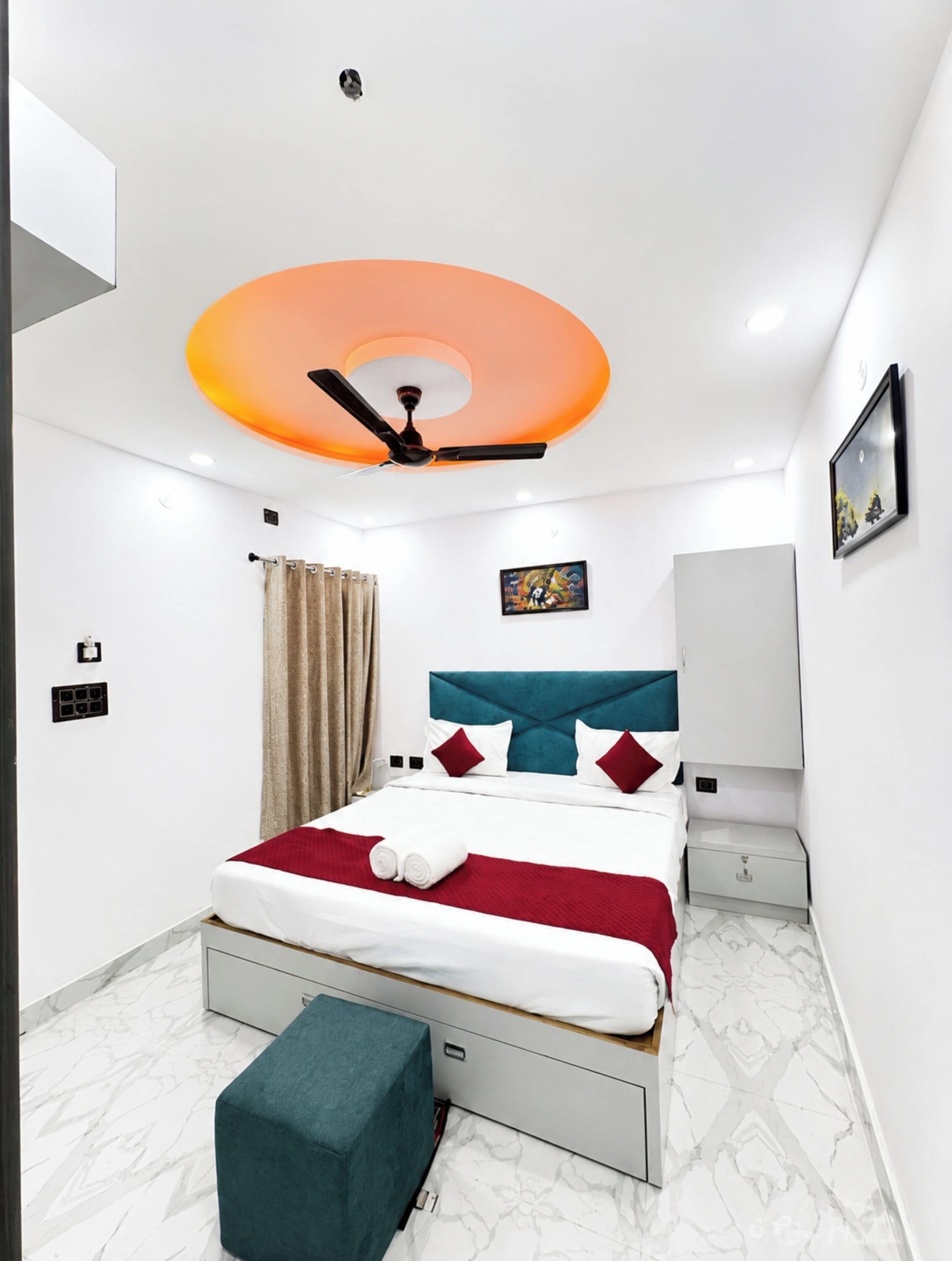 Deluxe Double Room, Air conditioning | Hypo-allergenic bedding, desk, soundproofing, free WiFi