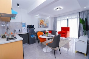 Classic Apartment, Balcony, City View | Desk, laptop workspace, iron/ironing board, free WiFi - Gatundu Heights View Palace Apartment (Nairobi)