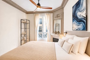 2 bedrooms, iron/ironing board, travel cot, WiFi - Cosy apartment near Sacre-Coeur (Paris)