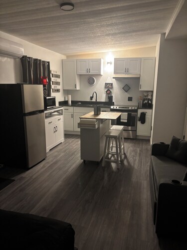 Cozy 1-bedroom studio in serene Mount Dora with AC