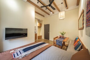 Studio Économique, balcon, vue ville