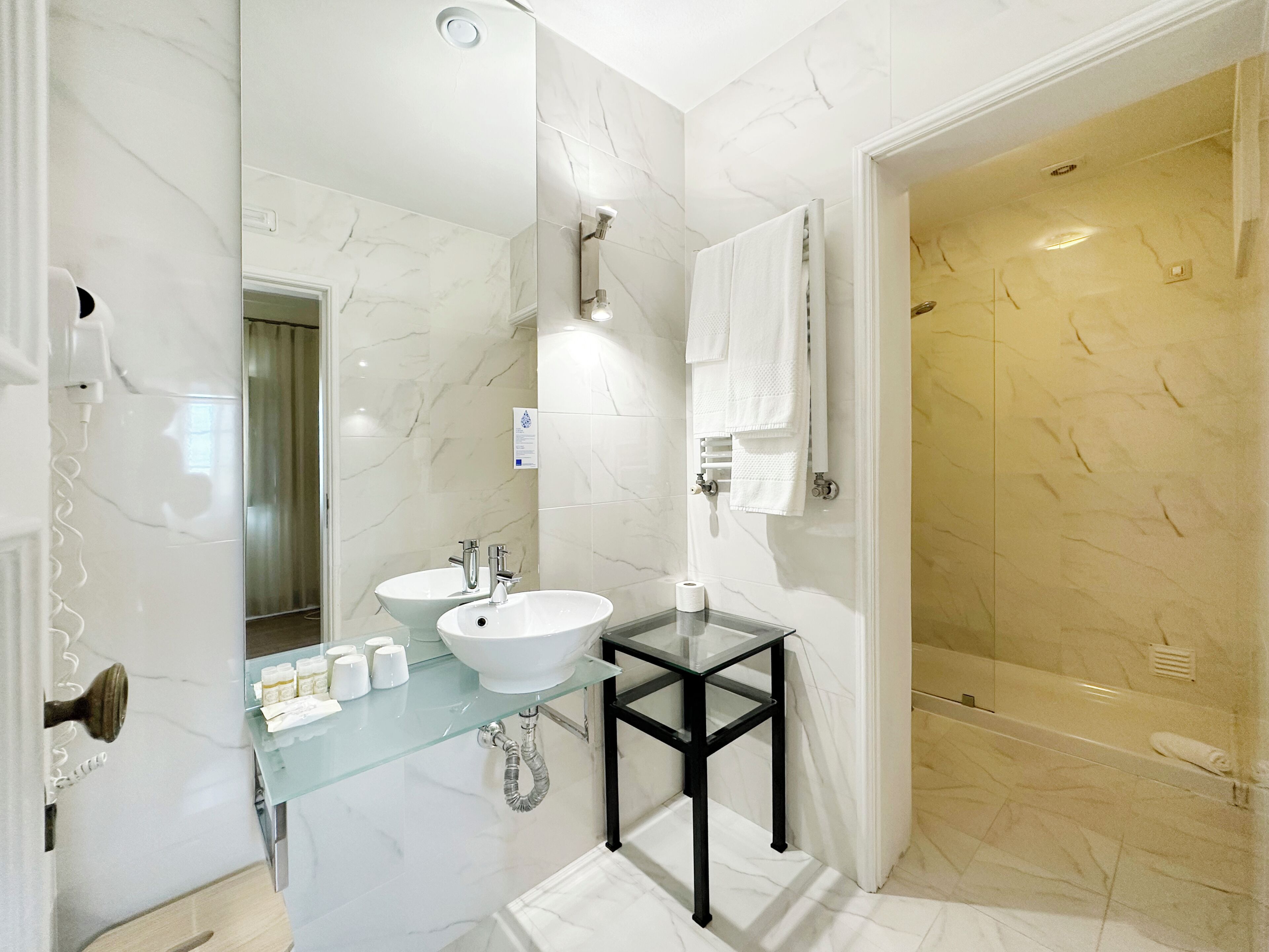 Familien-Suite | Badezimmer