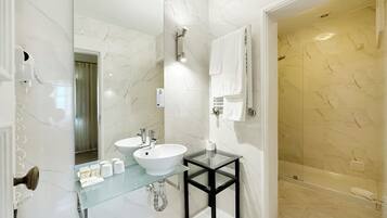 Familien-Suite | Badezimmer