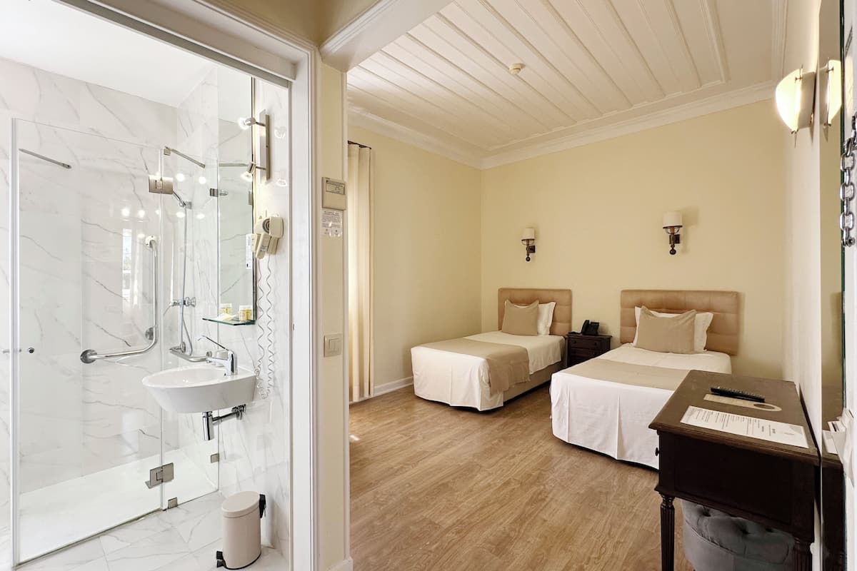 Economy Double or Twin Room, Mobility Accessible | Desk, laptop workspace, iron/ironing board, WiFi (free)
