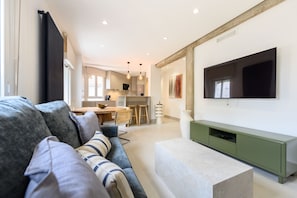 Fernseher