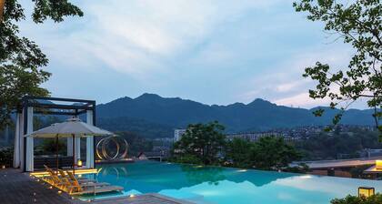Sail Hotel