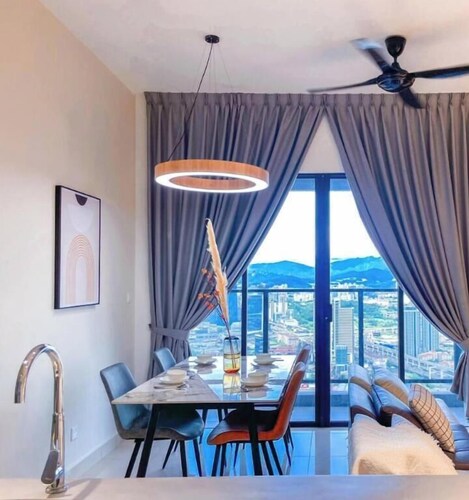 Trion Residence KL by Dehoz Suites