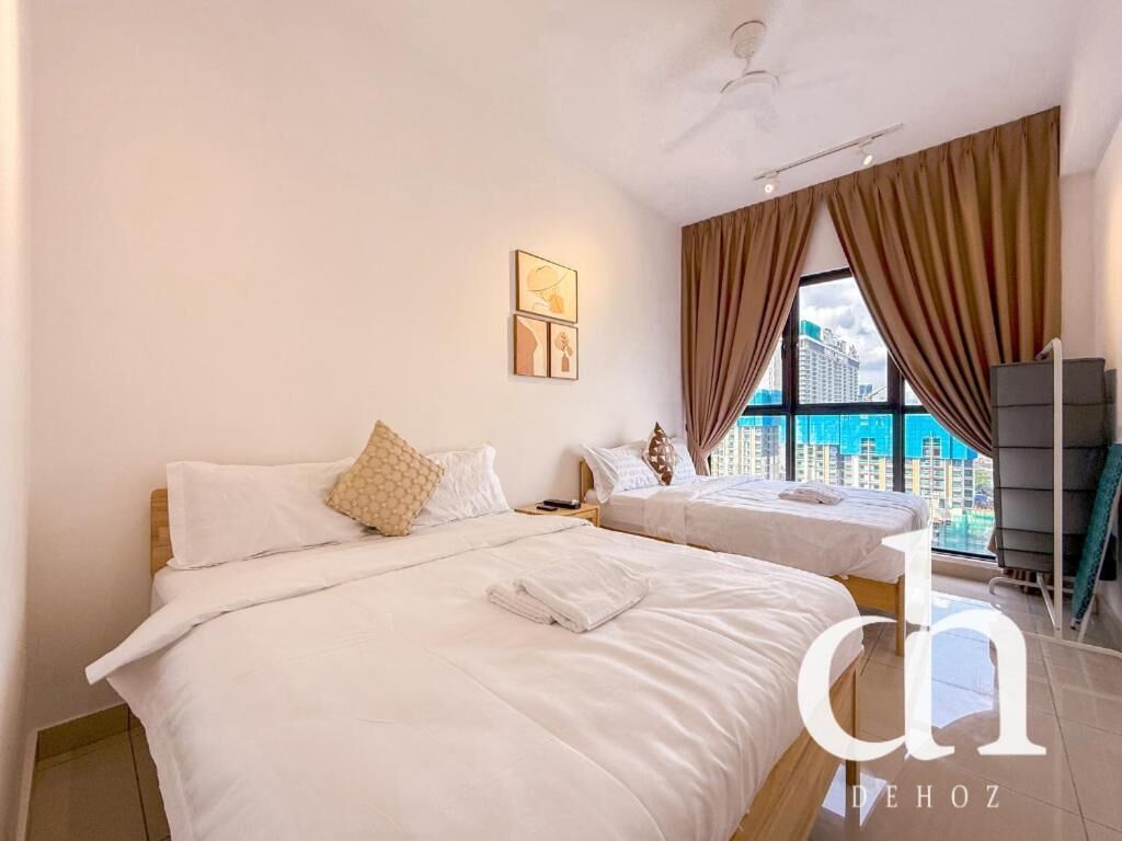 Premium-Apartment, 3 Schlafzimmer (3 Bathrooms) | Bügeleisen/Bügelbrett, kostenloses WLAN