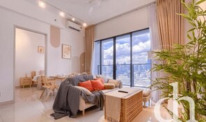 Premium 2 Bedroom 2 Bathroom | Living area - Trion Residence KL by Dehoz Suites (Kuala Lumpur)