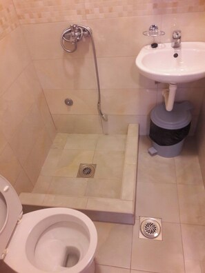 Dusche, Seife, Toilettenpapier