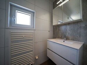 House | Bathroom - Holiday Home in Kampen With Terrace (Kampen)