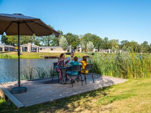 House | Outdoor dining - Holiday Home in Kampen With Terrace (Kampen)