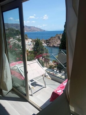 Studio Standard, balcon, vue ville | Intérieur