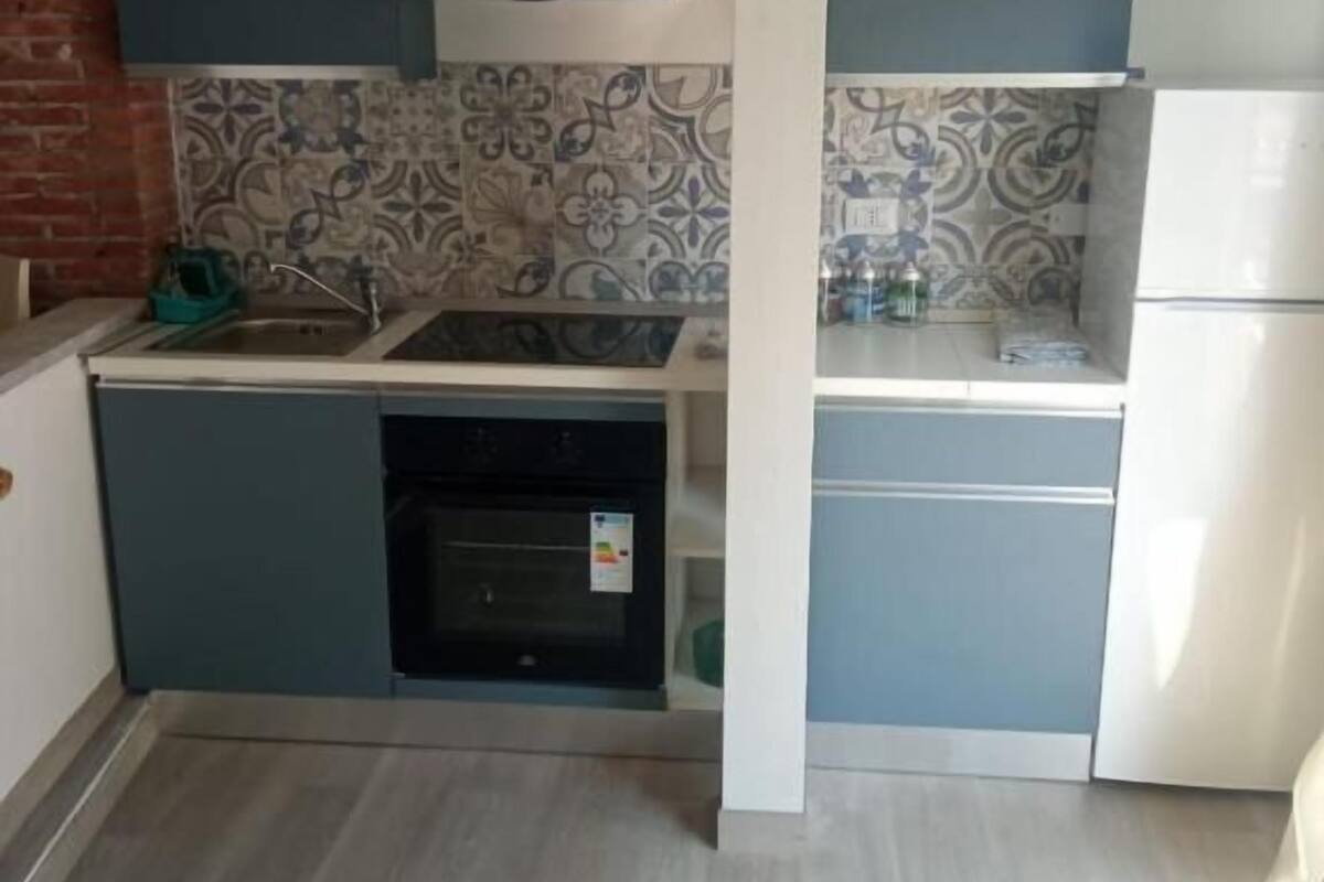 Standard Studio, Balcony, City View | Private kitchen