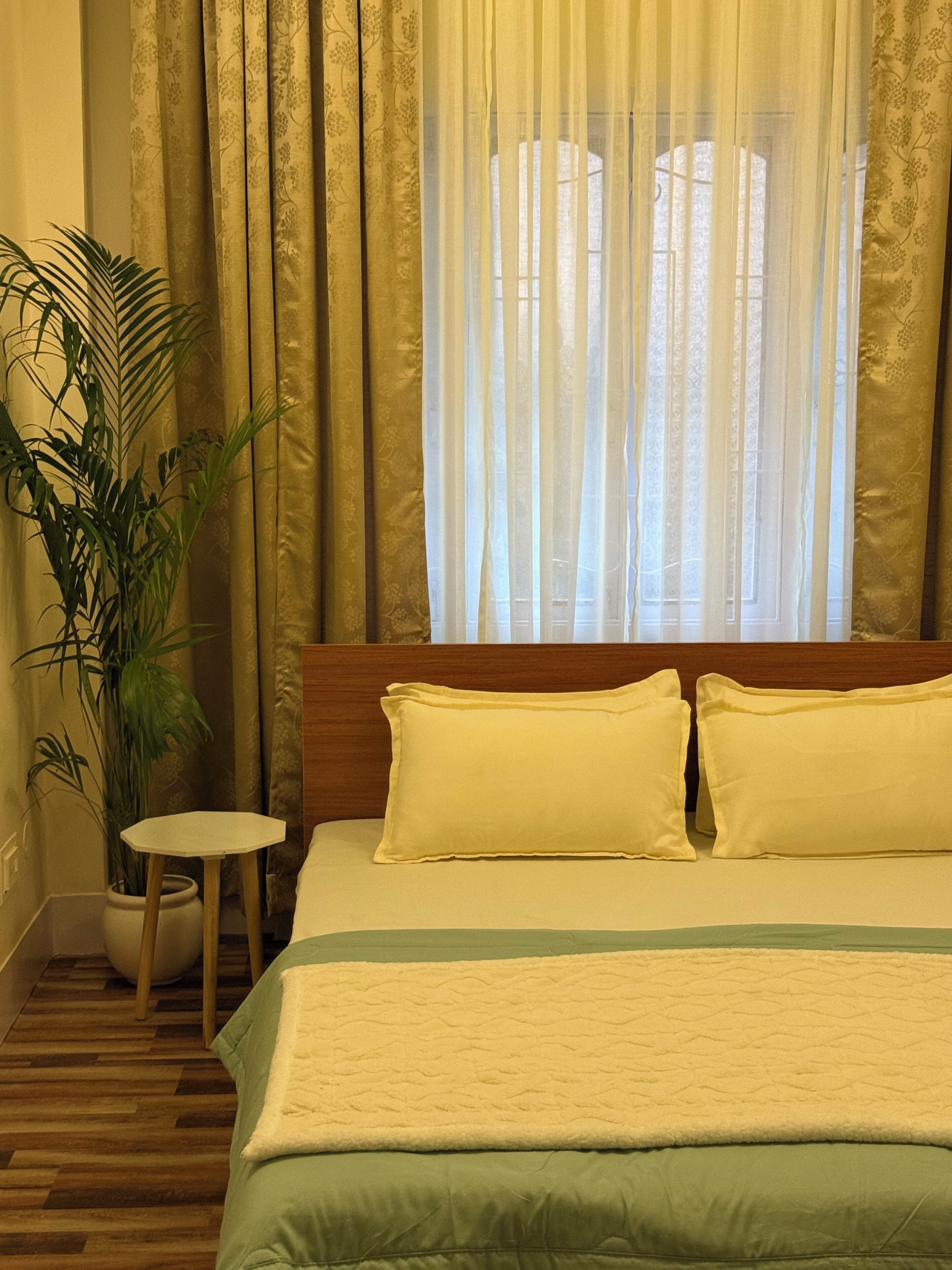 1 habitación, tabla de planchar con plancha, wifi y ropa de cama 