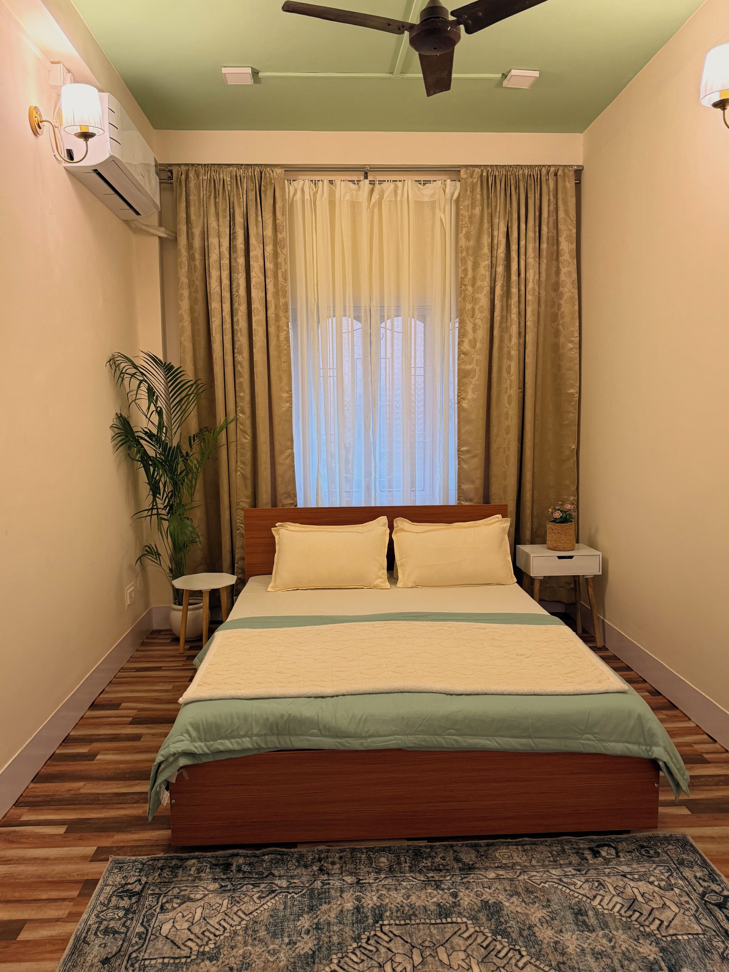 1 bedroom, iron/ironing board, WiFi, bed sheets