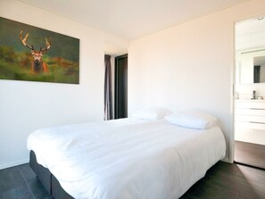 House - Cube Exclusive 4 (Nieuwvliet)