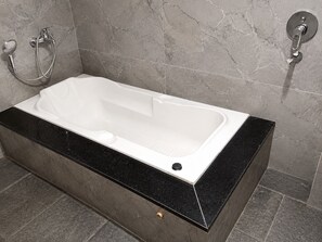 Luxury Suite | Bathroom | Shower, towels - SoonStay Elite Residency (Indore)