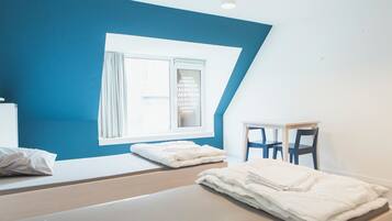 Comfort Twin Room, 2 Twin Beds | In-room safe, blackout drapes, soundproofing, WiFi (free)