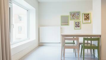 Basic Shared Dormitory, Women only | Dining