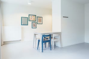 Basic Shared Dormitory, Mixed Dorm | Dining