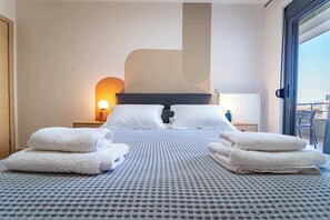 1 bedroom, iron/ironing board, free WiFi, bed sheets - Opsis The CityScape Apartment (Chania)