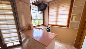 Basic Room | Private kitchen - Ksc Suit Otel (Atakum)