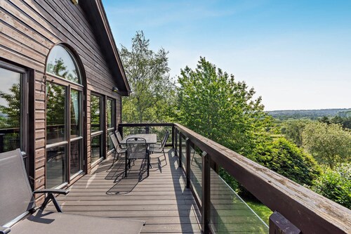 Host & Stay | 12 Belton Woods