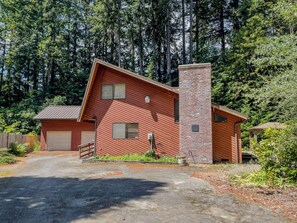 Exterior - Wilderness Edge | Hot Tub, Wifi, Fireplace (Packwood)